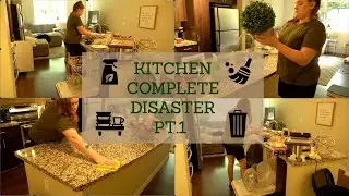 KITCHEN COMPLETE DISASTER// CLEAN WITH ME// CLEANING MOTIVATION!!!!!