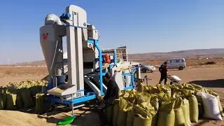 Grain cleaner cleans quinoa (1)
