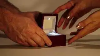 BRIGHT BOX - World's Finest Ring Presentation Box (:60)