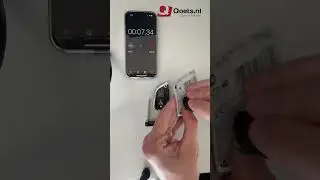 World record battery change on a BMW G-series key fob?  #qoets  #automobile #battery