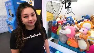 Will we win from these Walmart Claw Machines?