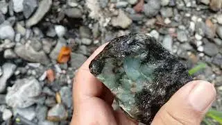 GARIMPANDO ESMERALDA EM UM LUGAR LINDISSIMO
