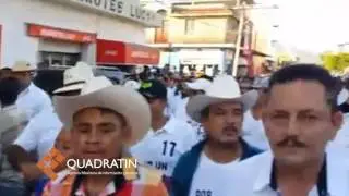 Realizan desfile de ex autodefensas