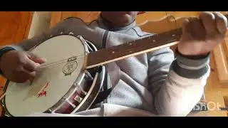 Lahcen banjotiste    اغنية رائعة ومعبرة  للفنان رويشا    على يد 