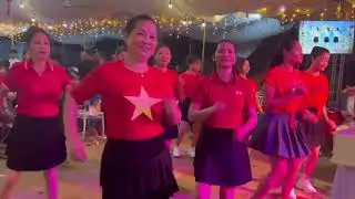 Đám cưới xóm em 
