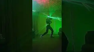 Lightman 😃 disco dance #avtech #liveevent #avtechnology #audiotech #dj #lightshow #audio #music