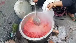 Aaj banaya gajar ka halva yummy tasty chhat per chulhe per 🥕😋