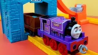Thomas & Friends Collectible Railway Charlie Toy Train Video for Kids, Train Track Toy Review