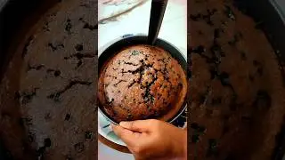 अय्यंगार बेकरी स्टाईल रवा केक | Rava cake recipe | #cake #ravacake #cakeincooker #shorts #trending