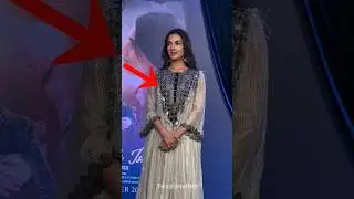 Sonal Chauhan ne Pehli Baar Carry Kiya Ye Ethnic Anarkali Look! #anarkali #fashion #outfit