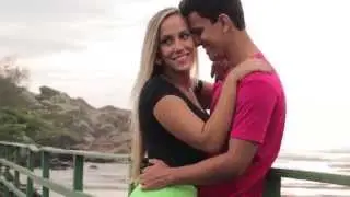 Love Story - Júlia e Bruno - Praia da Armação - Florianópolis