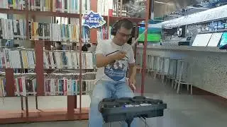 Velocity-sensitive electronic drum kit