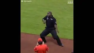 Security Guard Ultimate Dance In Baseball Match😂🤣😍Funny Video #Shorts