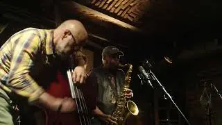 Joe McPhee & Kent Kessler duo - footage by MuzicaDeVest.ro