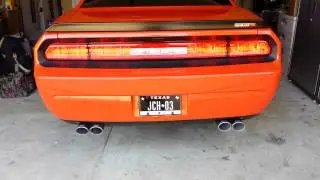 Dodge Challenger RT Hemi 5.7 Flowmaster Super 44 Exhaust Muffler Start Up