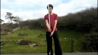 Learn how to use a lightsaber (Como usar un sable de luz)