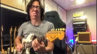 Tomo's Fast Triplet Lick in 10 seconds #shorts