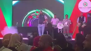 Br Wahid singing. Mayfair venue