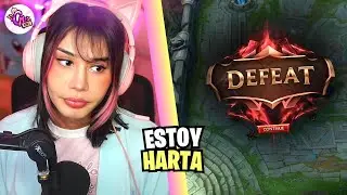ESTOY HARTA 😞 / CRYSTAL MOLLY JUEGA LOL