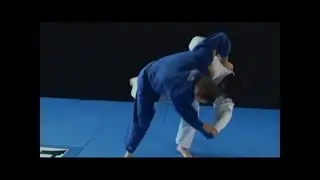 Judo inner thigh throw counter - Uchimata sukashi