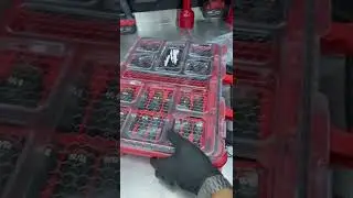 31-pc Milwaukee PACKOUT SHOCKWAVE Impact Socket Set
