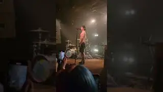 josh dun talking at the bottom lounge 2021