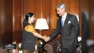 Sushma Swaraj to Travel to China, Jaishankar to Accompany - TOI