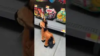 Walmart 2019 - Animated Walking Brown & Black Horse by Dandee!