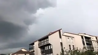 Arriv&eacute;e orage super cellulaire m&eacute;so-cyclone Arcus SC-HP