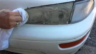 Does Toothpaste Really Clean a Cloudy Headlight?
