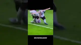 Manchester United penalty denied 🙅&zwj;♂️ Against Arsenal. #shortsvideo #football