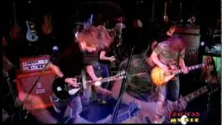 Paramore - Pressure - Live on Fearless Music