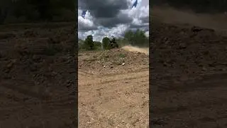 I should fix the yfz #dirtbikesarecool #dirtbikerider #dirtbikeriding #motocrossracer #motocrossride