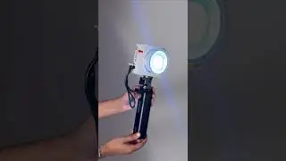 Godox ML100R: LED port&aacute;til RGB, leve e potente, com 14 efeitos criativos e controle via app.