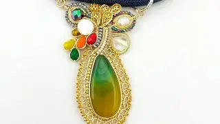 collar hecho a mano artesanal