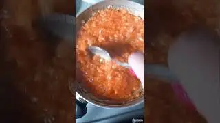 Byrek me qepe e domate