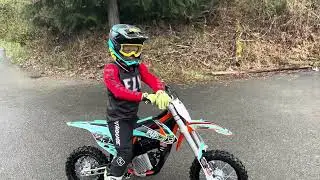 7yr old's first day on KTM E5 electric dirt bike vs Honda E2