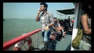 Charan recharges his Airtel on the sea
