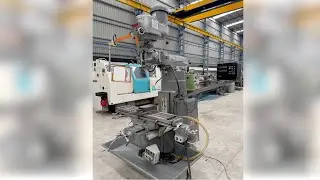 Bridgeport (USA) Series-1 Vertical Turret Milling Machine - Table 1220 mm x 230 mm
