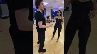 Learn to Dance Salsa 📲 Beginner Salsa Combination ⚡️Salsa Dura 🔥