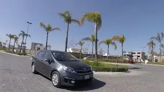 Kia Rio Sedan 2017 Interior a Detalle