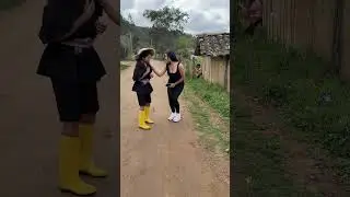 La vecina no colabora la grand&iacute;sima 😩 #comedia #viral