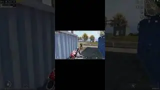 乌鸦落地1V3，一梭子灭队！#乌鸦玩游戏