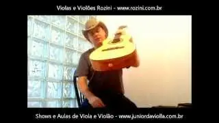 Violeiro Junior da Violla testa a viola Cl&aacute;ssica Profissional ROZINI RV112