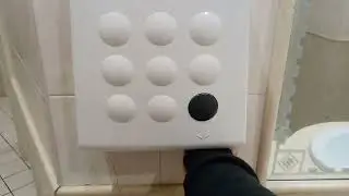 (Reupload) Hand dryer at Naples