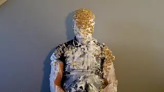 Donald pied in the face #4 Feb  2019