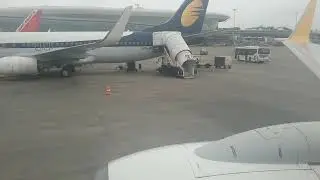 HD-Jet Airways 9W-629 Boeing 737-900ER Take-Off Mumbai Chhatrapati Shivaji to Kolkata