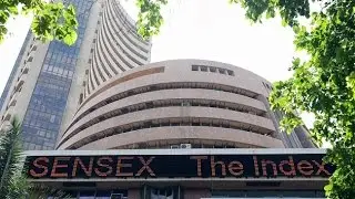 Sensex down 71 points, BSE metal, oil and gas trading positive