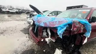Junkyard vlog / searching for integra parts 