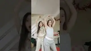 Handshake gone wrong!🤭🤭🤭